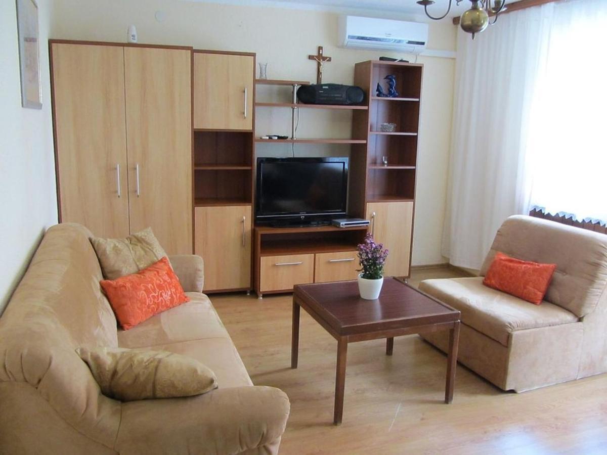 Apartments Marijana Srsici Exterior foto